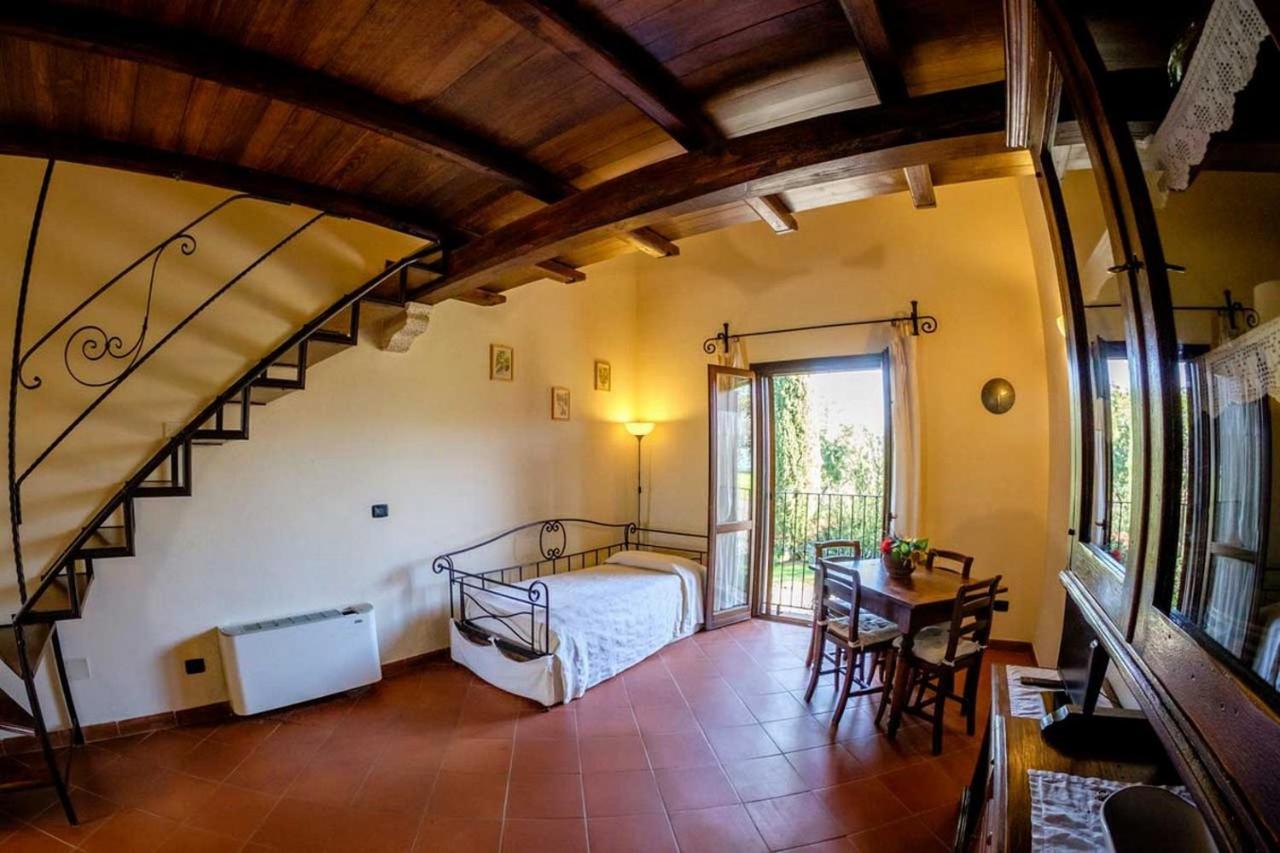 Agriturismo Poggio Corbello La Pesta Extérieur photo
