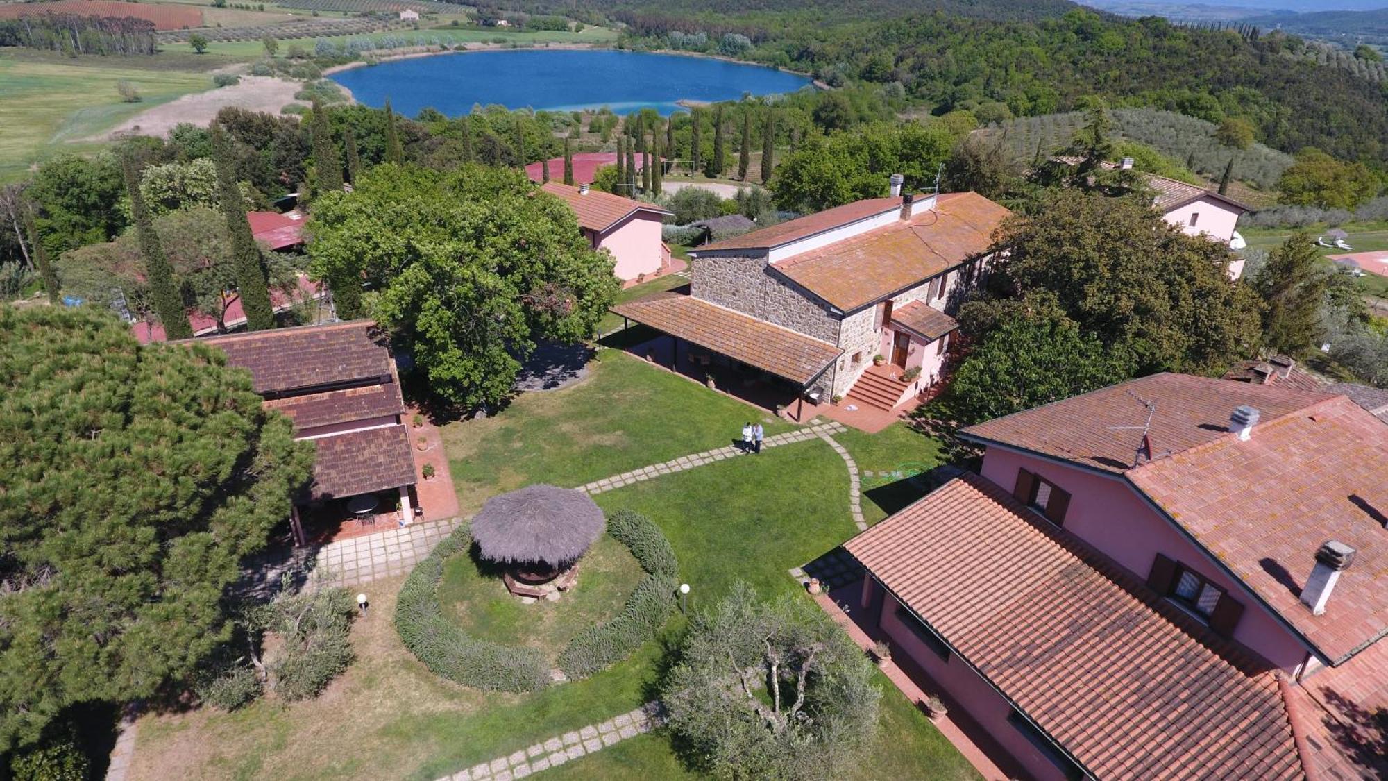Agriturismo Poggio Corbello La Pesta Extérieur photo